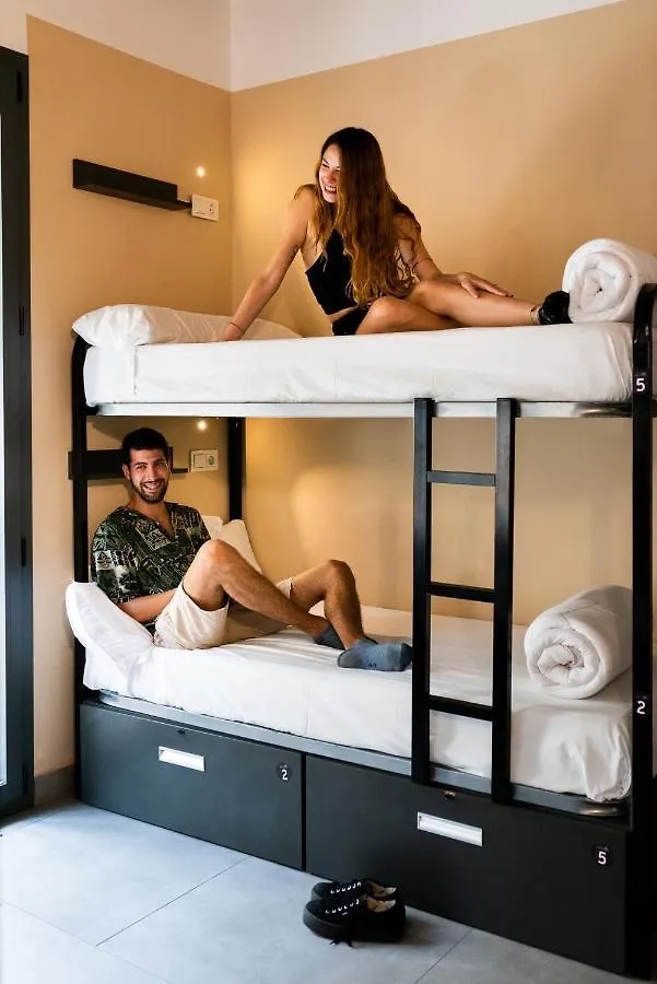 Hostel Carlota Braun グラナダ