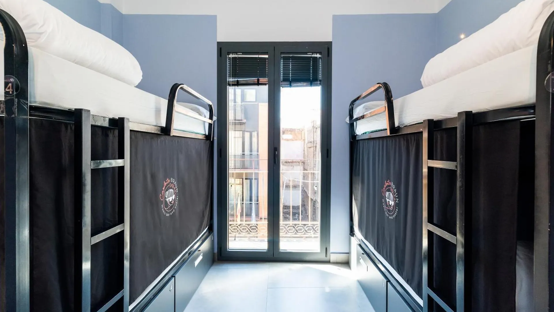 Hostel Carlota Braun グラナダ スペイン