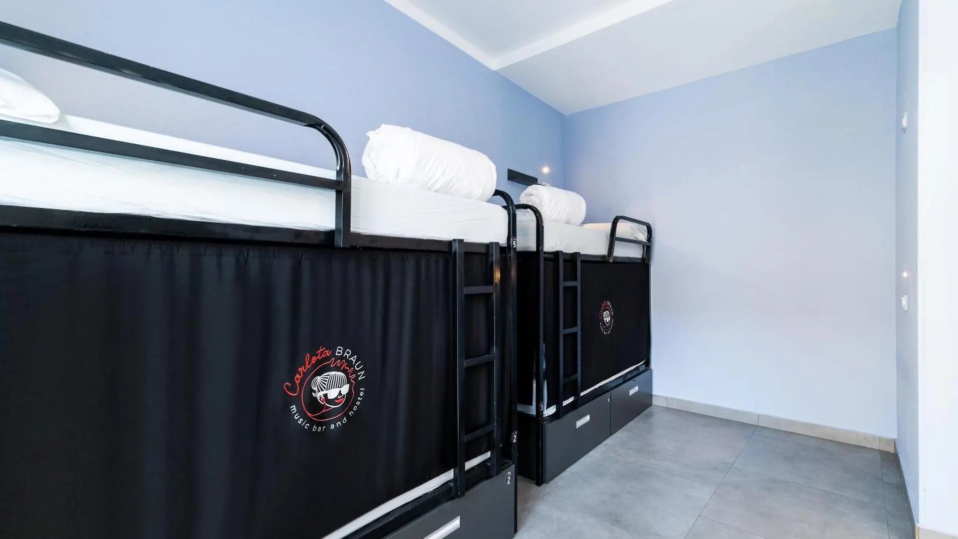 Hostel Carlota Braun グラナダ